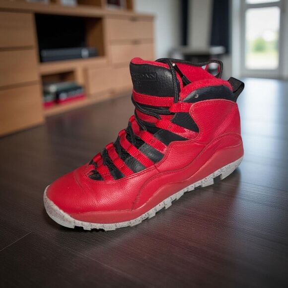 2014 Youth Air Jordan 10 Retro BG ‘Bulls Over Broadway’ (GS) 705179-601 Size 5 - Picture 1 of 11